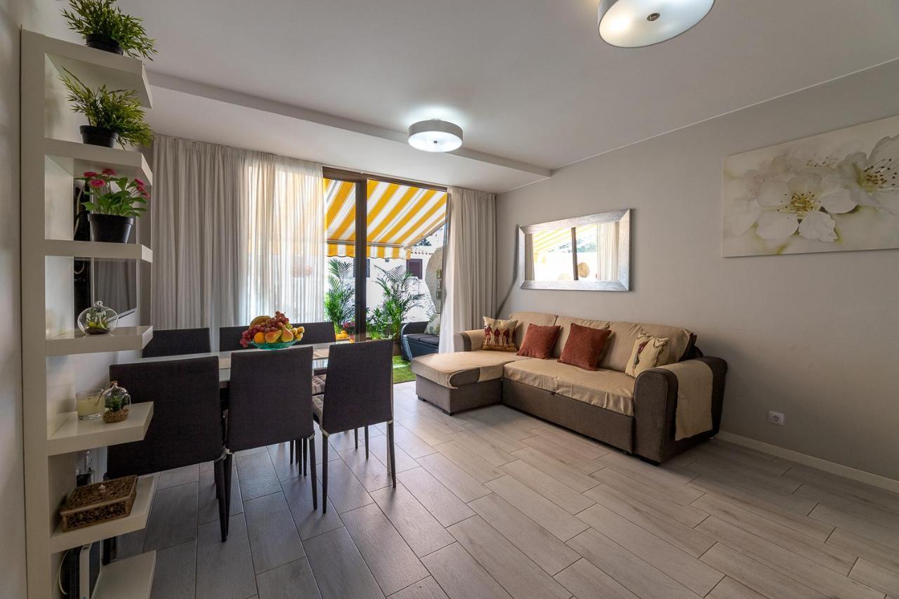 Beautiful Duplex In 3 Minutes Walking To The Beach In Playa De Las Americas Luaran gambar